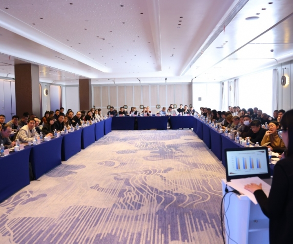 J9直营集团丝绸 2026 工贸发展工作会议圆满召开